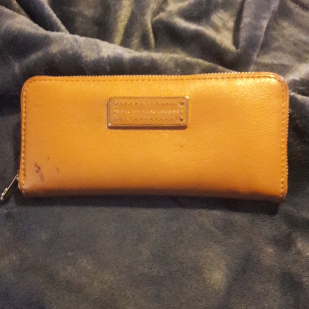 Marc Jacobs wallet